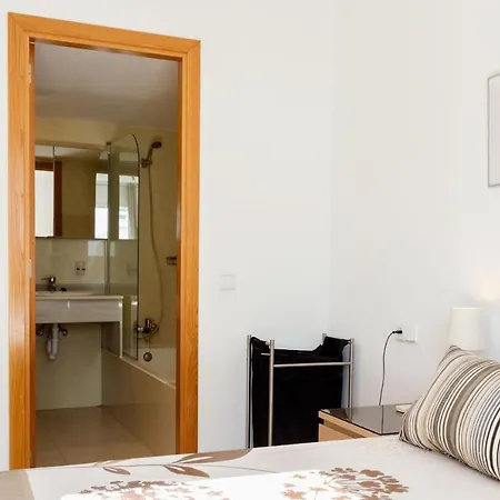 Ground Floor With Private Garden Bellresguard Lejlighed