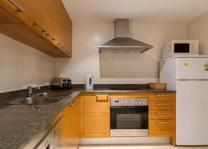 Ground Floor With Private Garden Bellresguard